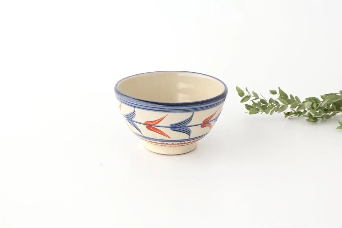 沖縄の自然を感じる！ やちむんのマカイ（お茶碗）7選 - うつわと